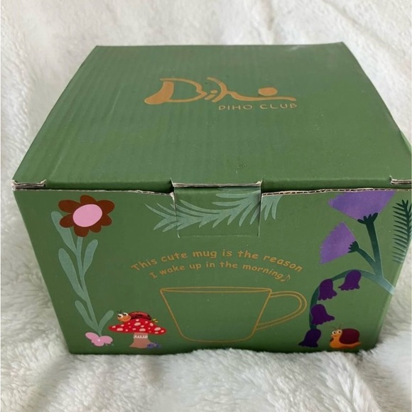 NEW in Box 3D Caterpillar mug coffee cup green monarch butterfly - Picture 7 of 7